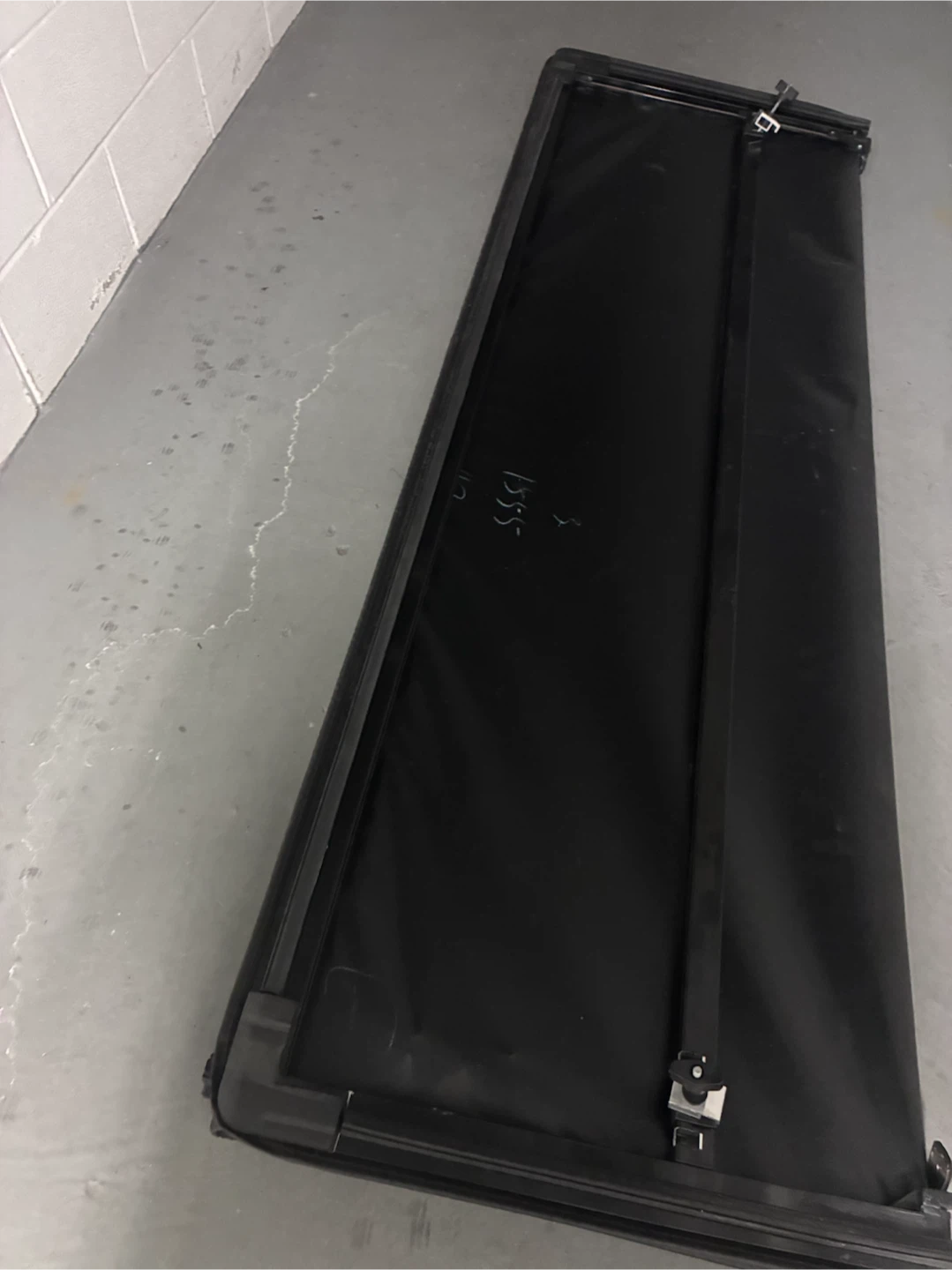 Black Tonneau Cover