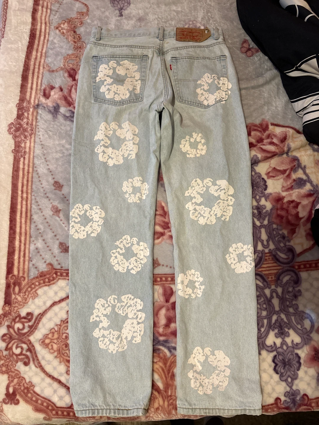 STRAIGHT COTTON WREATH DENIM PANT LIGHT WASH - photo 4