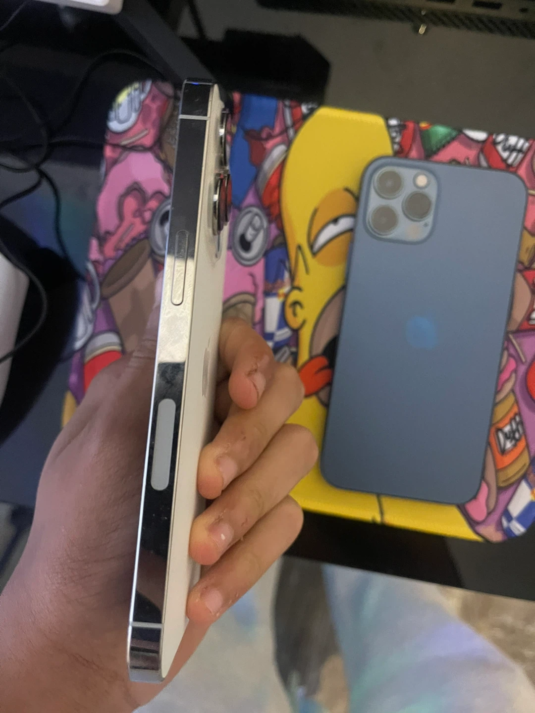 Apple iPhone 13 Pro and 12 pro - photo 4