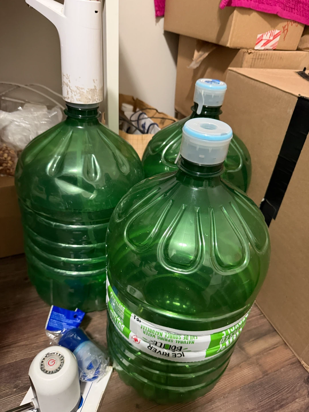 Water Bottles with Water Dispenser Pumps