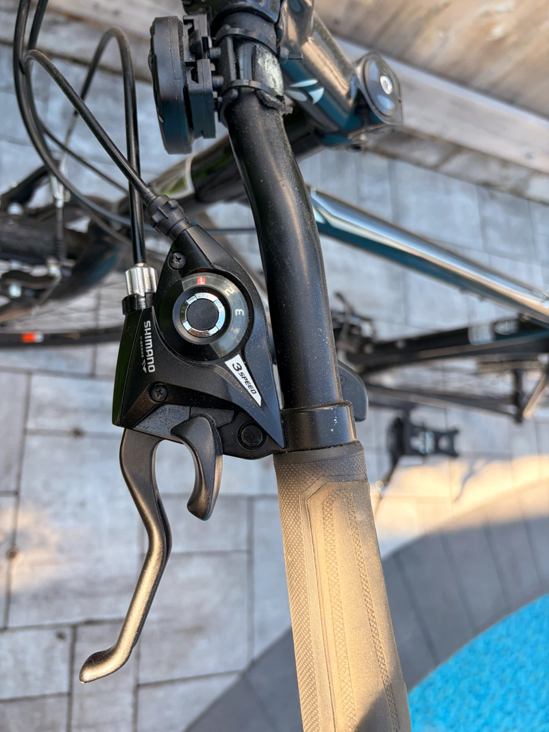Trek FX 2 Disc Hybrid Bike - photo 4