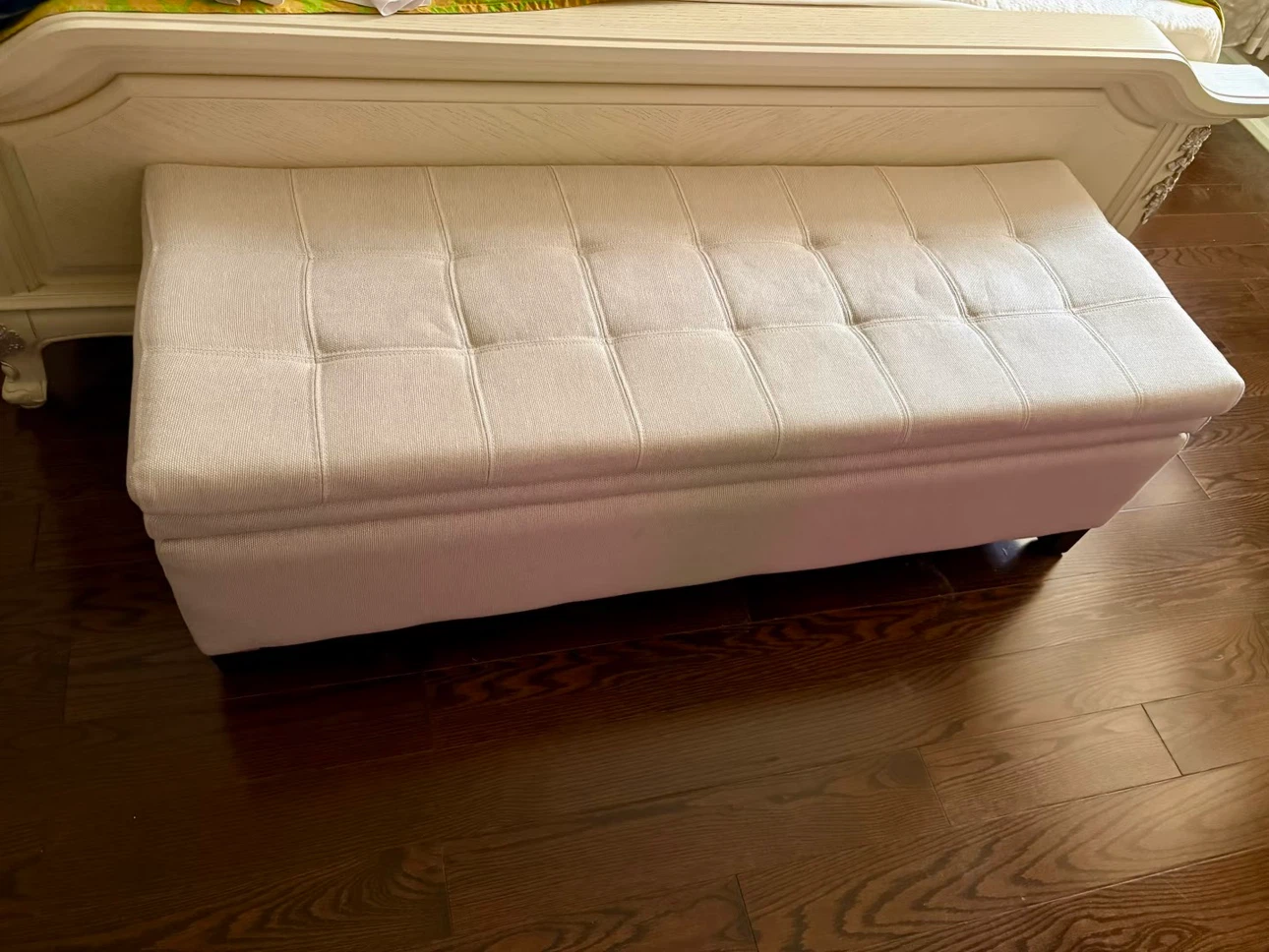 Tais Linen Upholstered Storage Bench