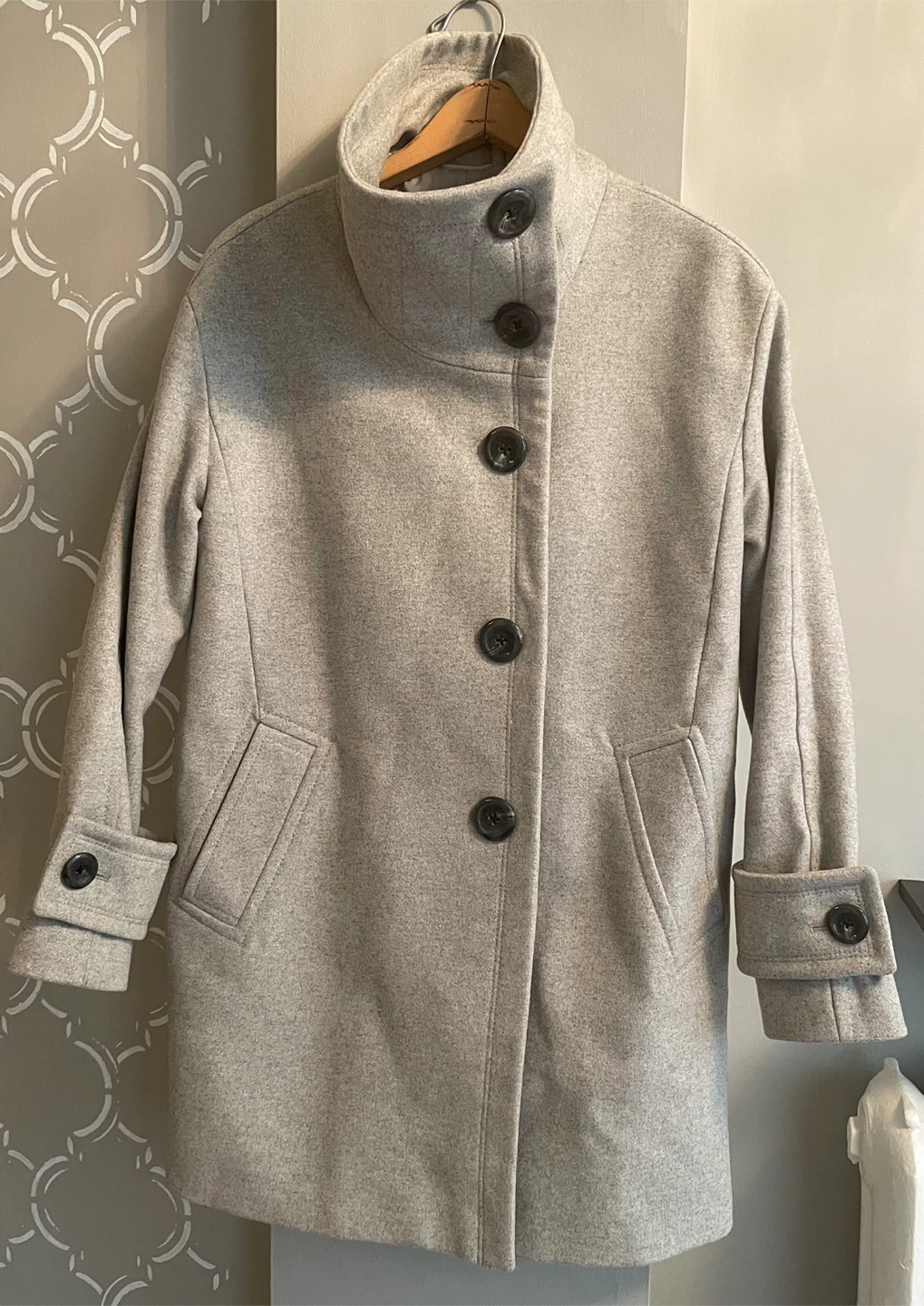 Banana Republic Wool Coat - photo 4