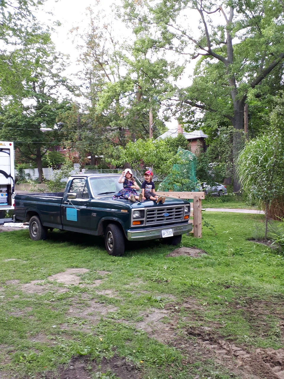 Ford F-150 Pickup Truck - photo 2