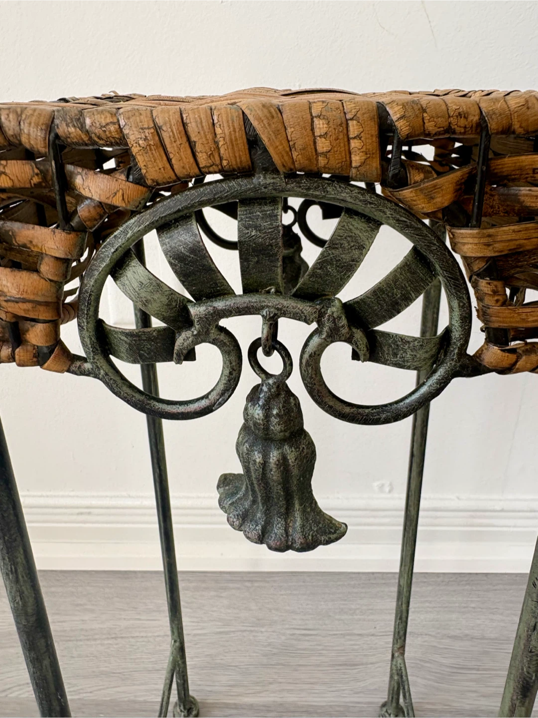 Plant Stand - photo 3