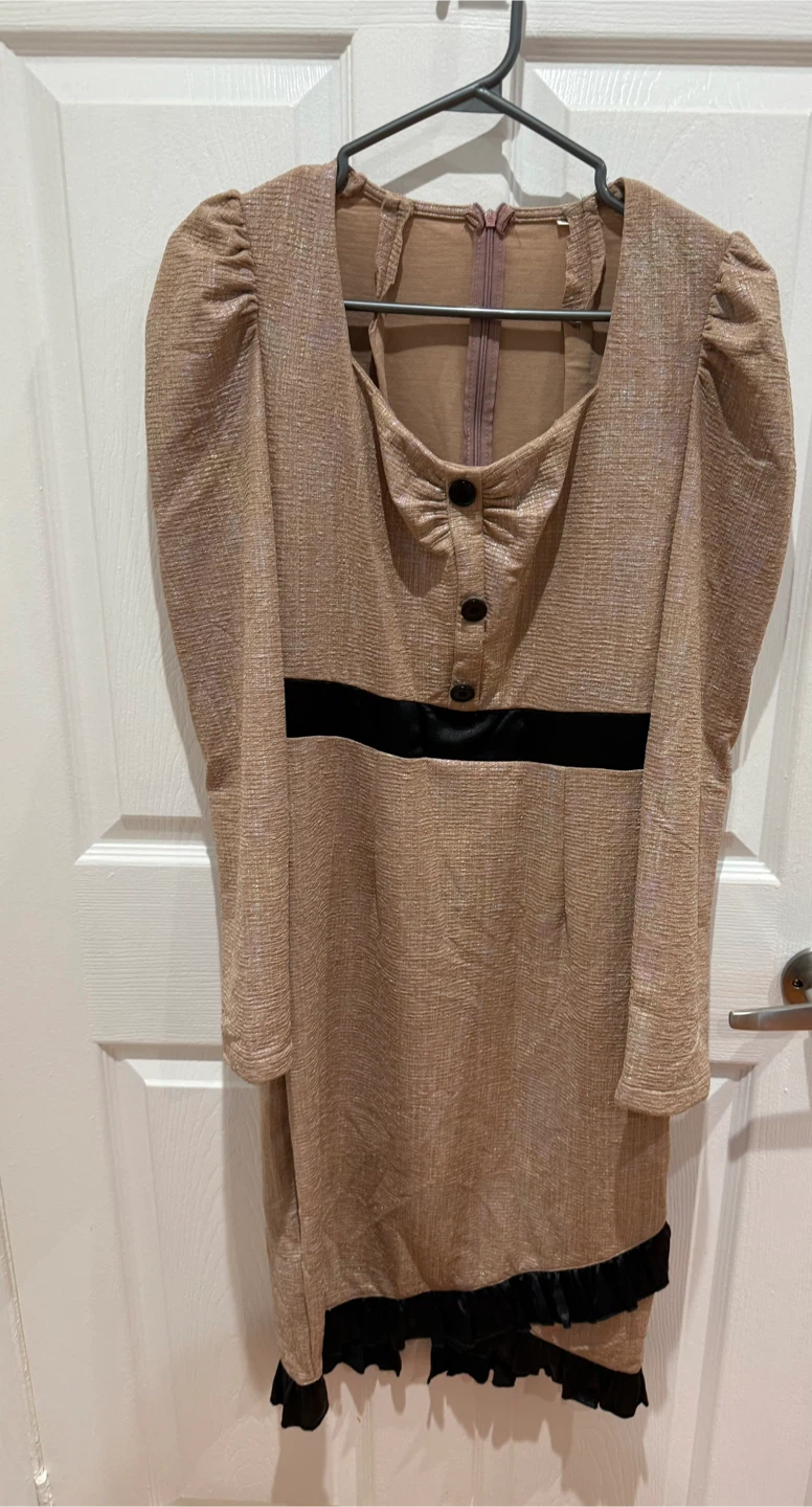 Women’s dress size M - photo 2