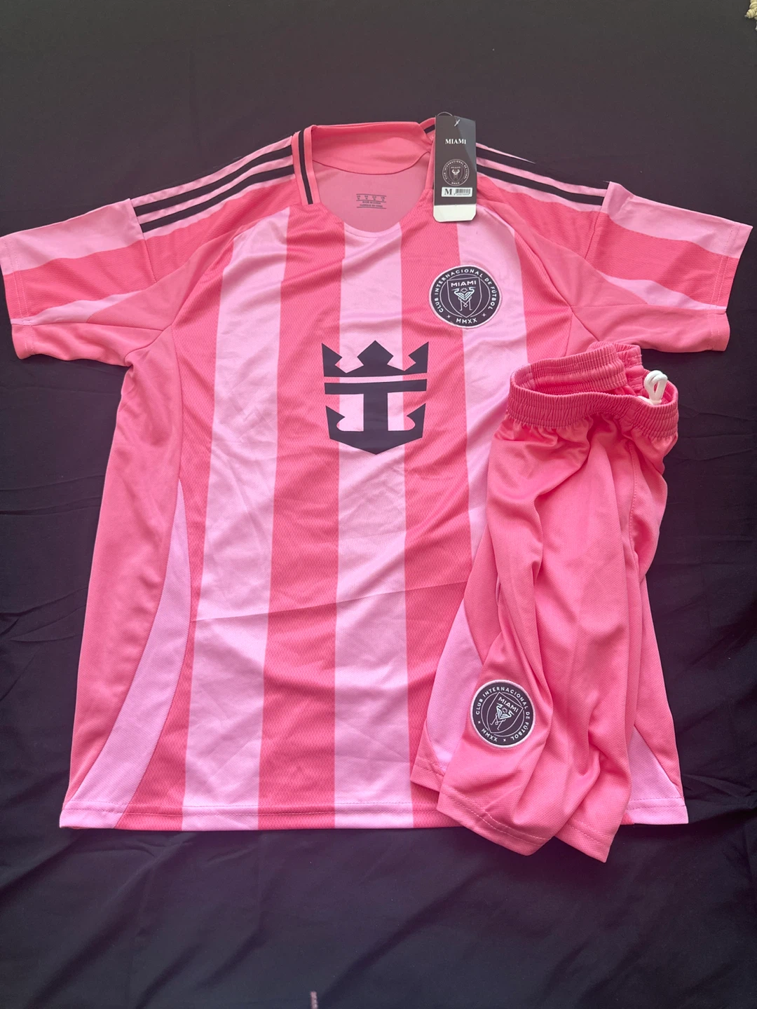Inter Miami Jersey & Shorts Set