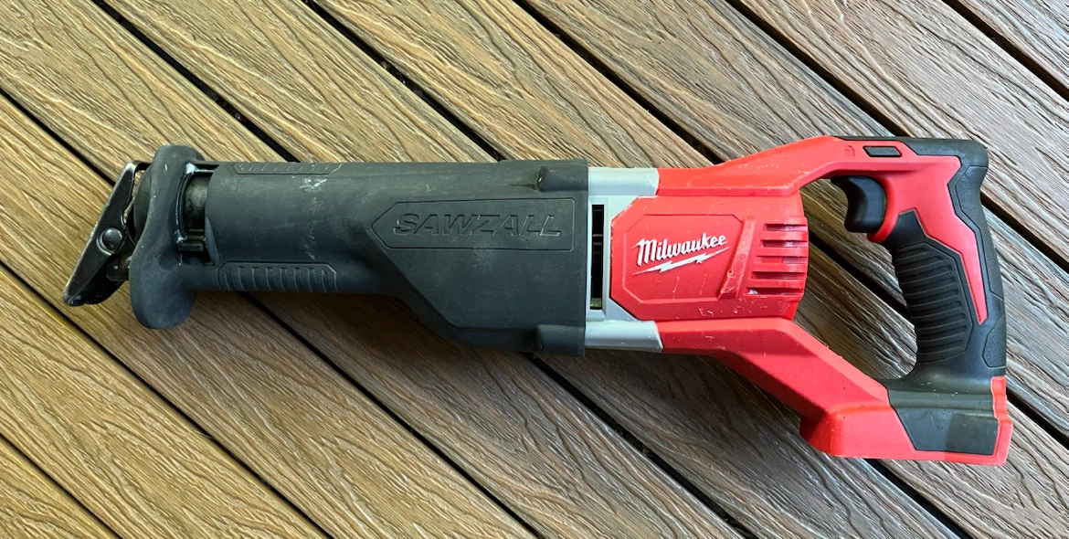 Milwaukee Sawzall M18  (tool only)
