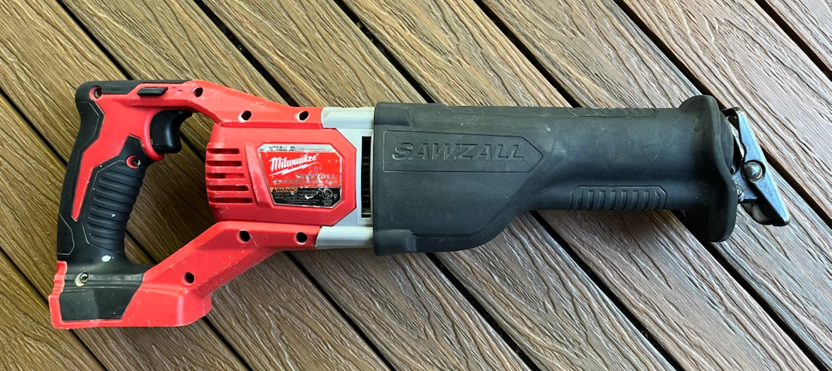 Milwaukee Sawzall M18  (tool only) - photo 2
