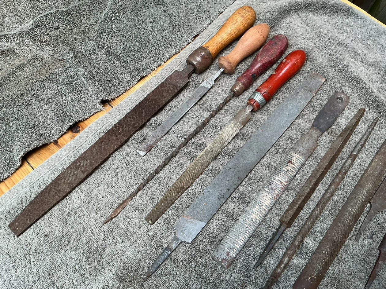 Assorted Vintage Metal Files Some with Handles ! - photo 2