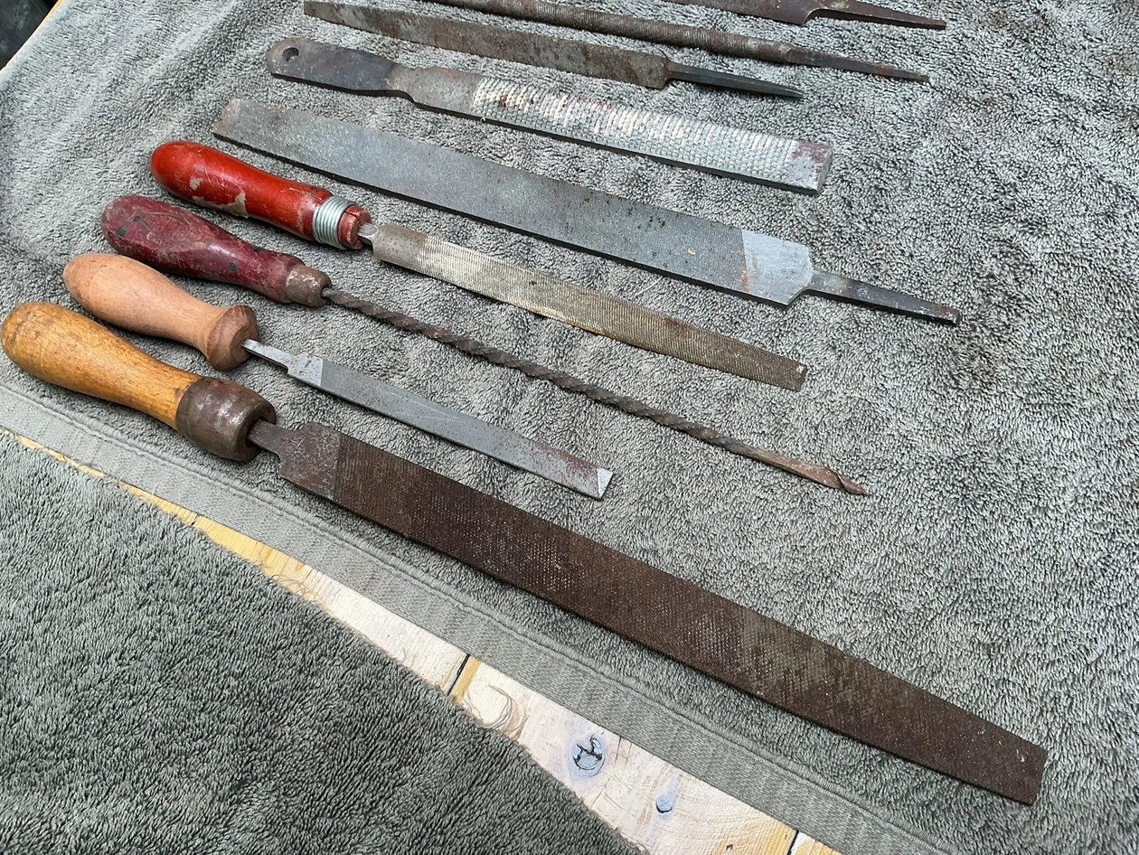 Assorted Vintage Metal Files Some with Handles ! - photo 5