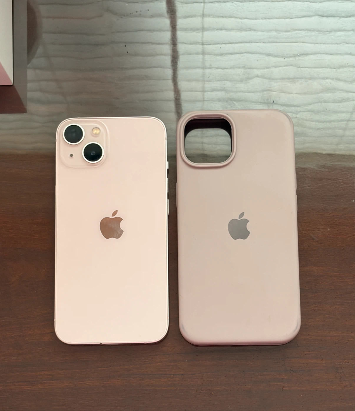 Apple iPhone 13 128GB Light Pink - photo 4