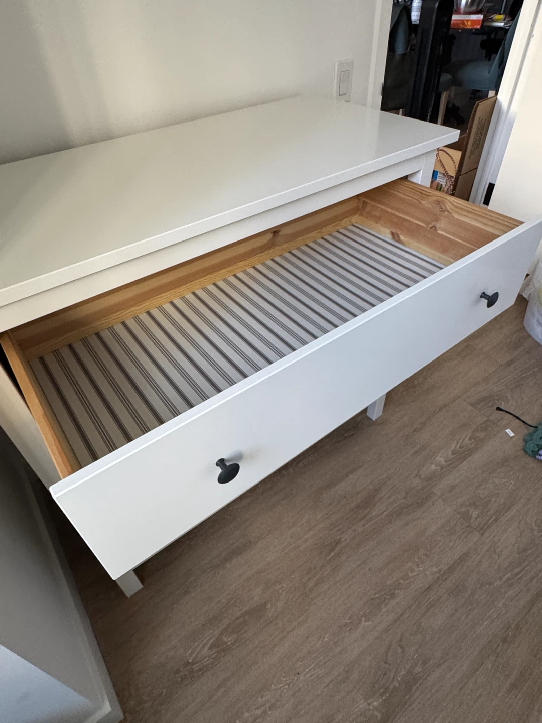 White 3-Drawer Dresser - photo 2