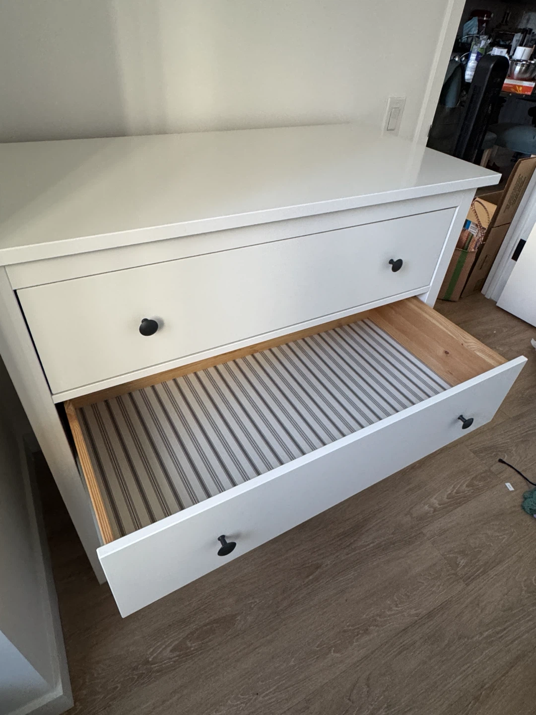 White 3-Drawer Dresser - photo 3