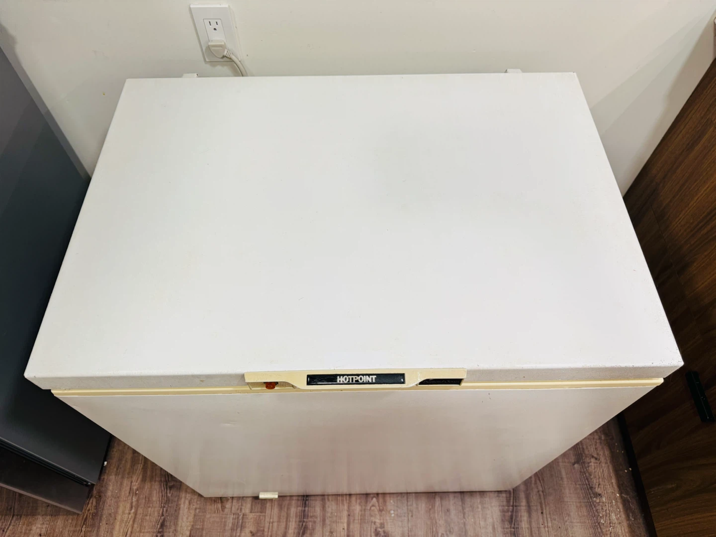 Hotpoint Chest Freezer - photo 2