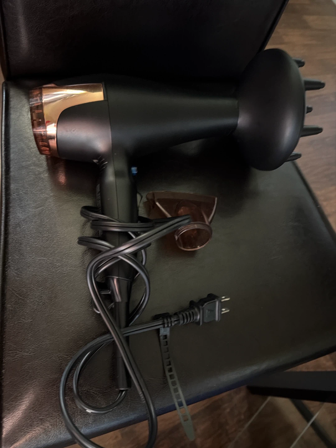 Hair dryer