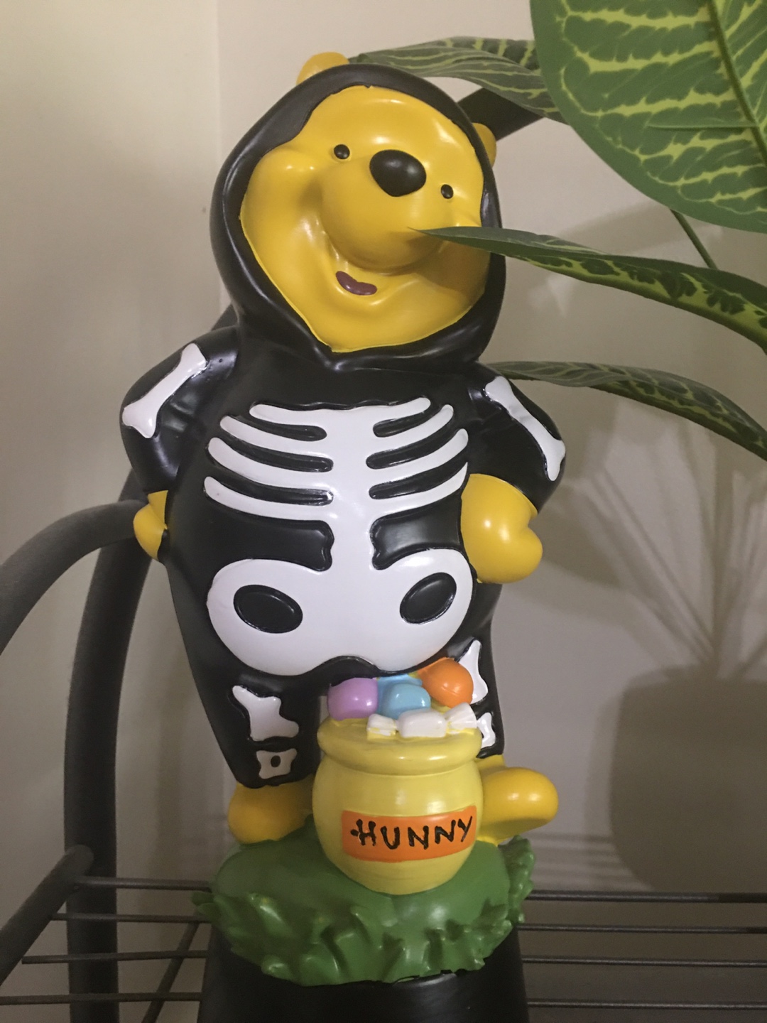 Disney Winnie the Pooh & Tigger Halloween Figurines
