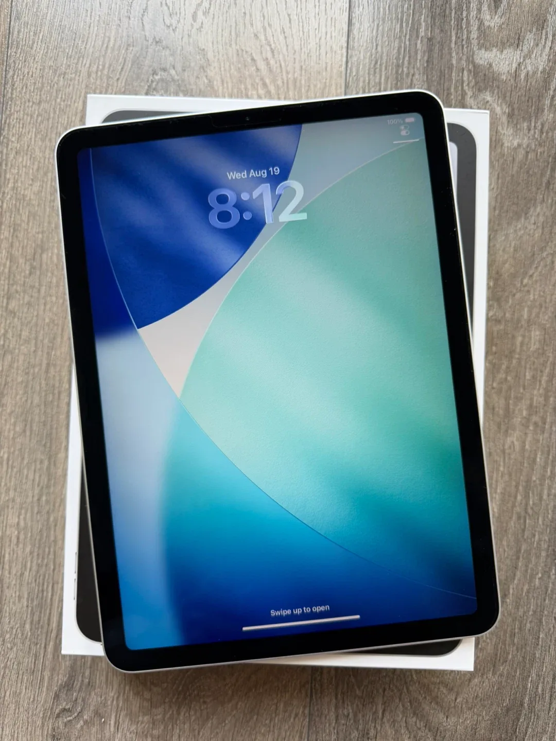 Apple iPad Air (4th Gen) - 256GB, Wi-Fi, Silver