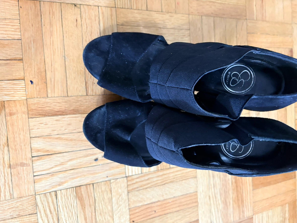 Jessica Simpson Black Suede Heels - photo 2