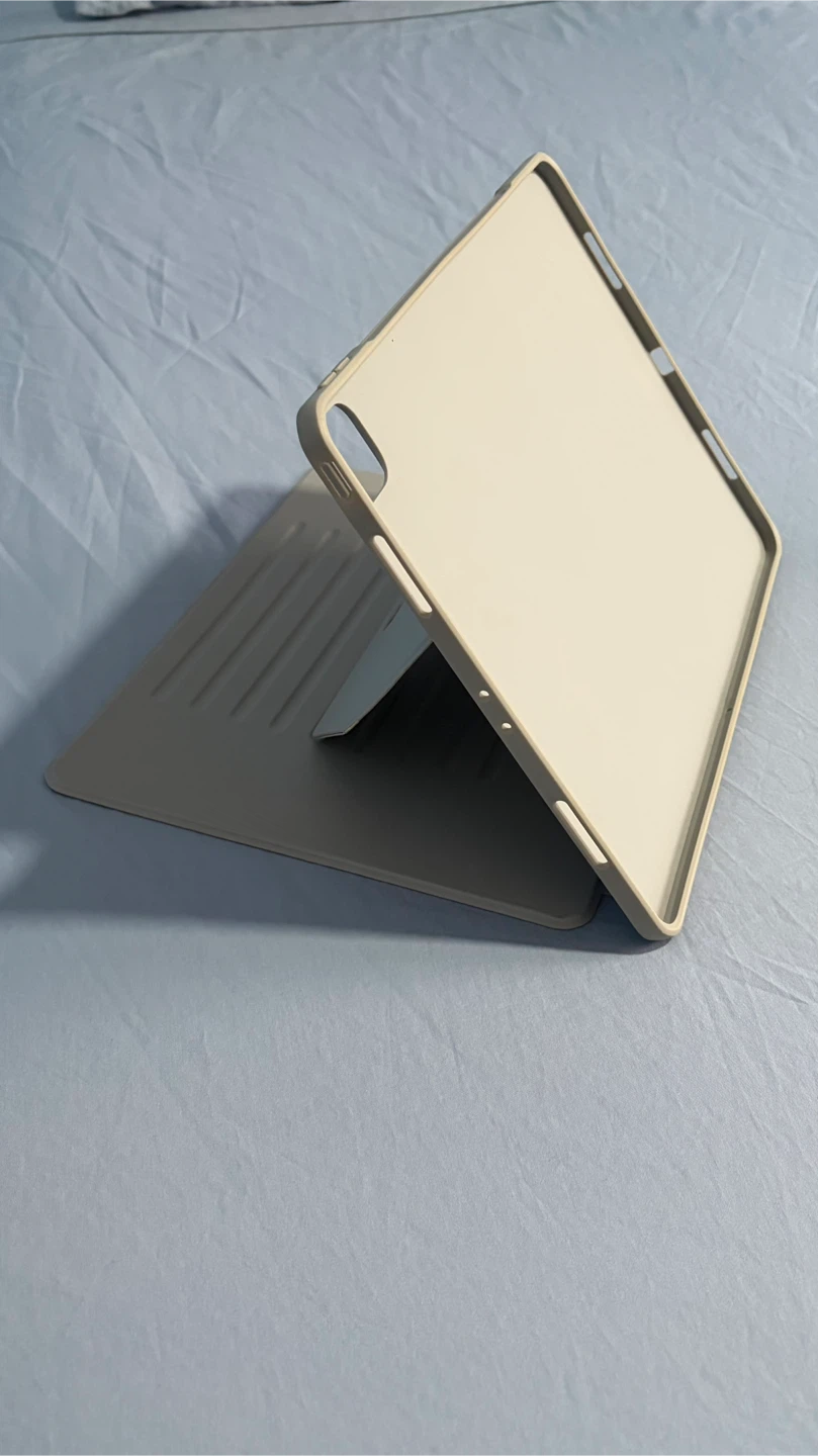 12.9” iPad Magnetic Protective case