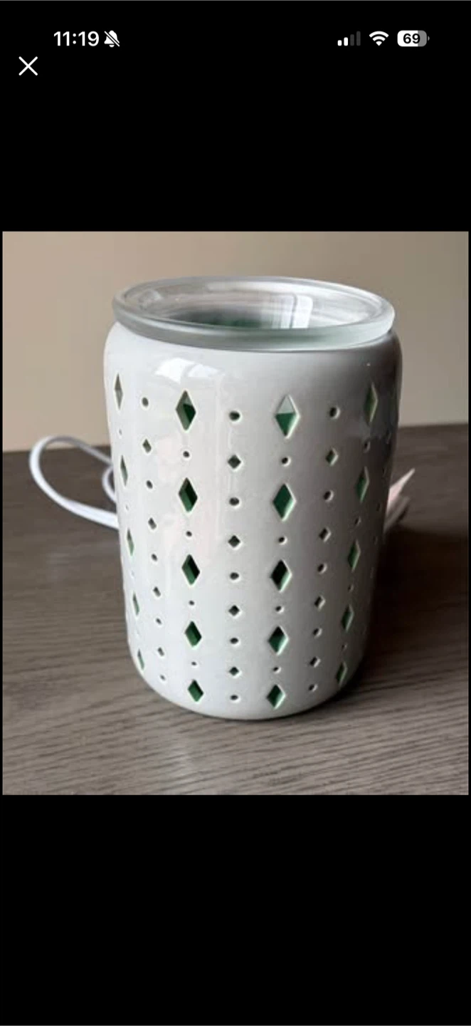 Scentsy Warmer and Bars