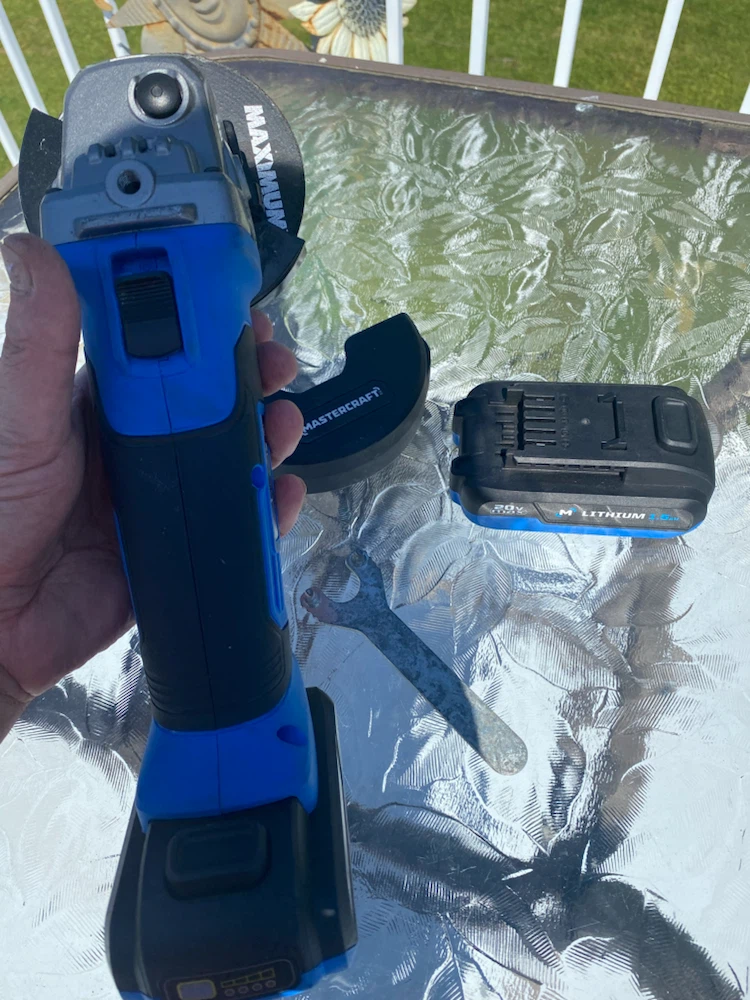 USED ONE RENO 20 VOLT LITHIUM CORDLESS GRINDER - photo 3