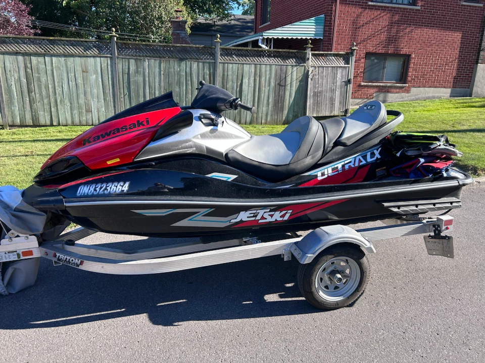 Kawasaki JetSki Ultra LX 160
