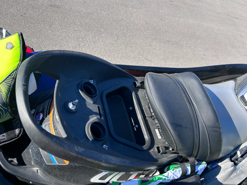Kawasaki JetSki Ultra LX 160 - photo 3