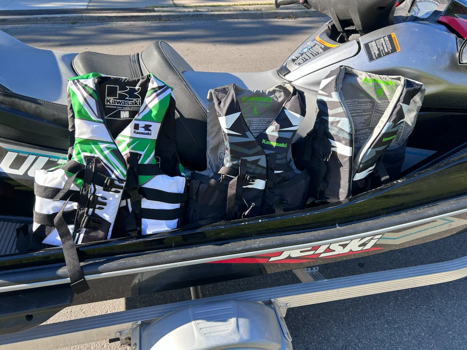 Kawasaki JetSki Ultra LX 160 - photo 5