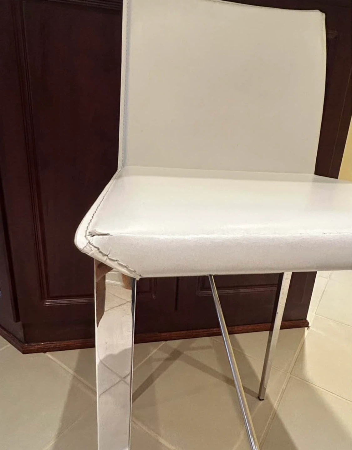 White Stool -Structube - photo 5