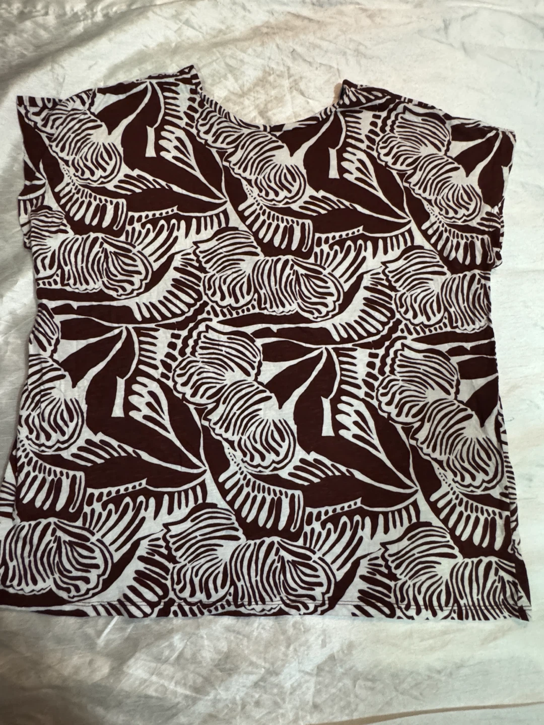 Penn. Penningtons Brown & White Leaf Print Top