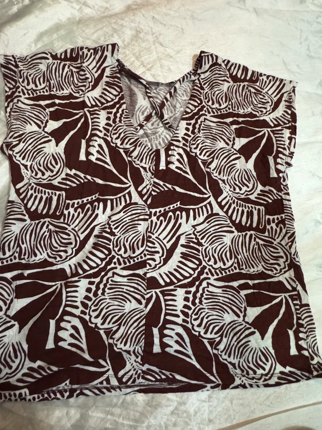 Penn. Penningtons Brown & White Leaf Print Top - photo 3
