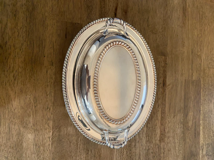 WM Rogers vintage silver plated serving dish with inserts