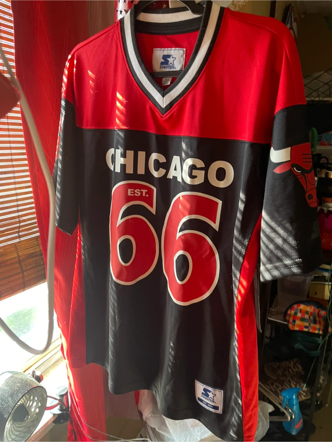 Starter Chicago Bulls Jersey size small New