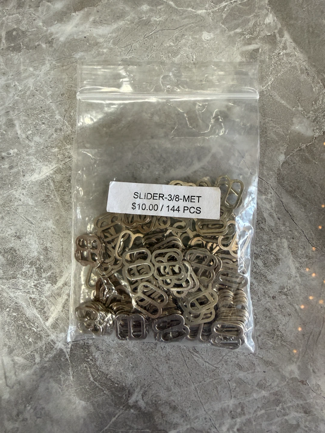 Sewing accessories - photo 2