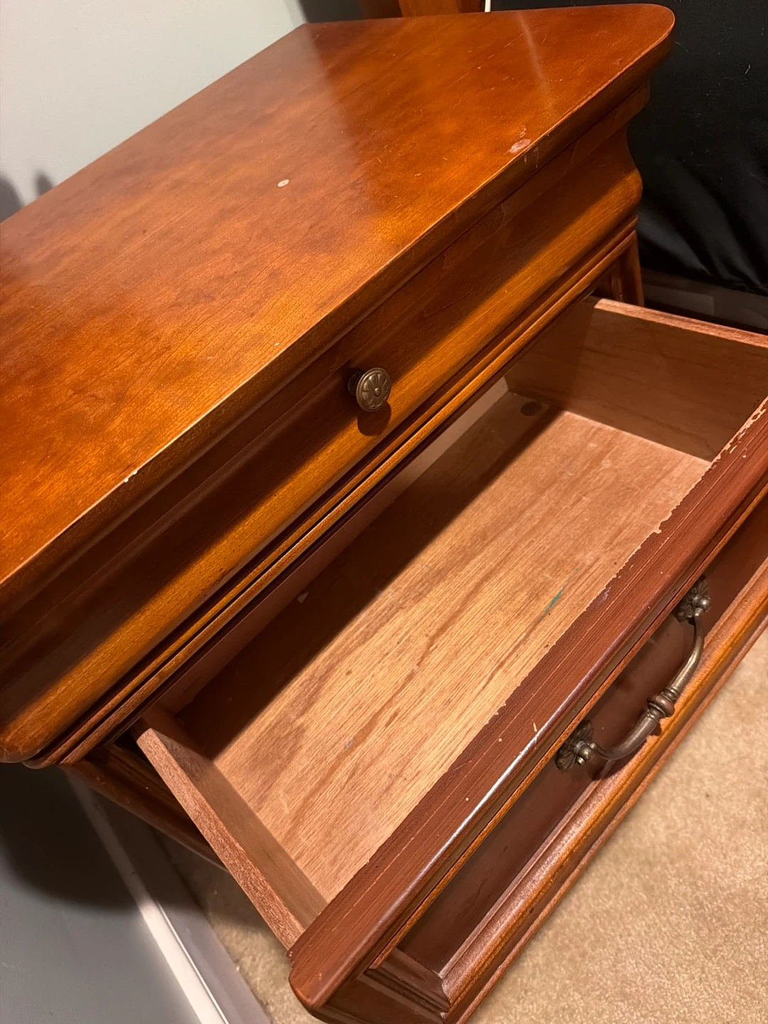 Lexington Vintage Pair of Traditional Wooden Bedside Tables - photo 4