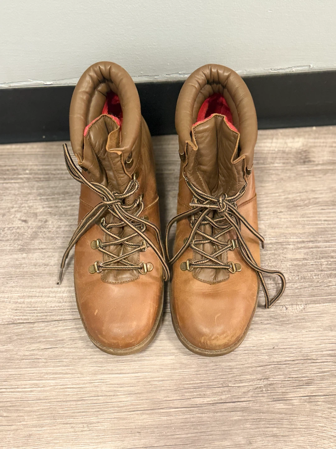 Cougar Prescott Leather Hiking Boots - Women's Size 10