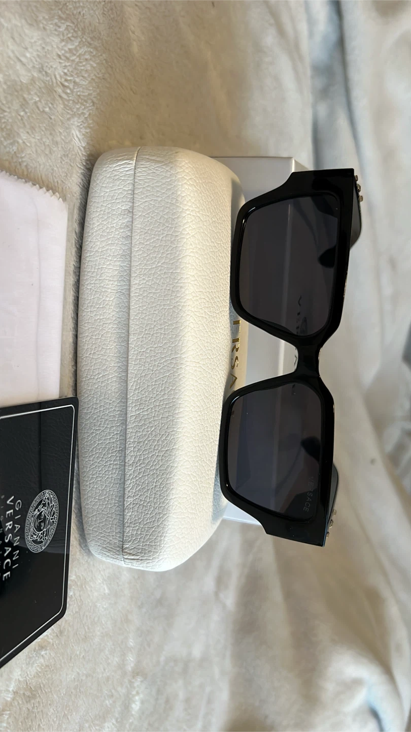 Versace Sunglasses - photo 2