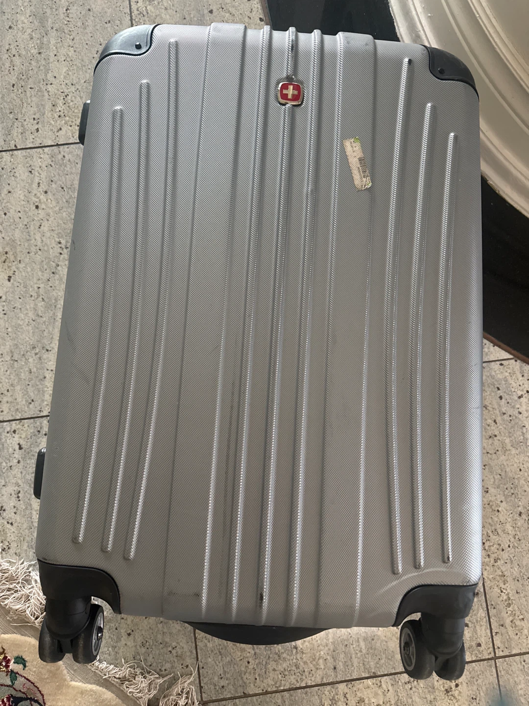 Wenger Grey Hardside Spinner Luggage