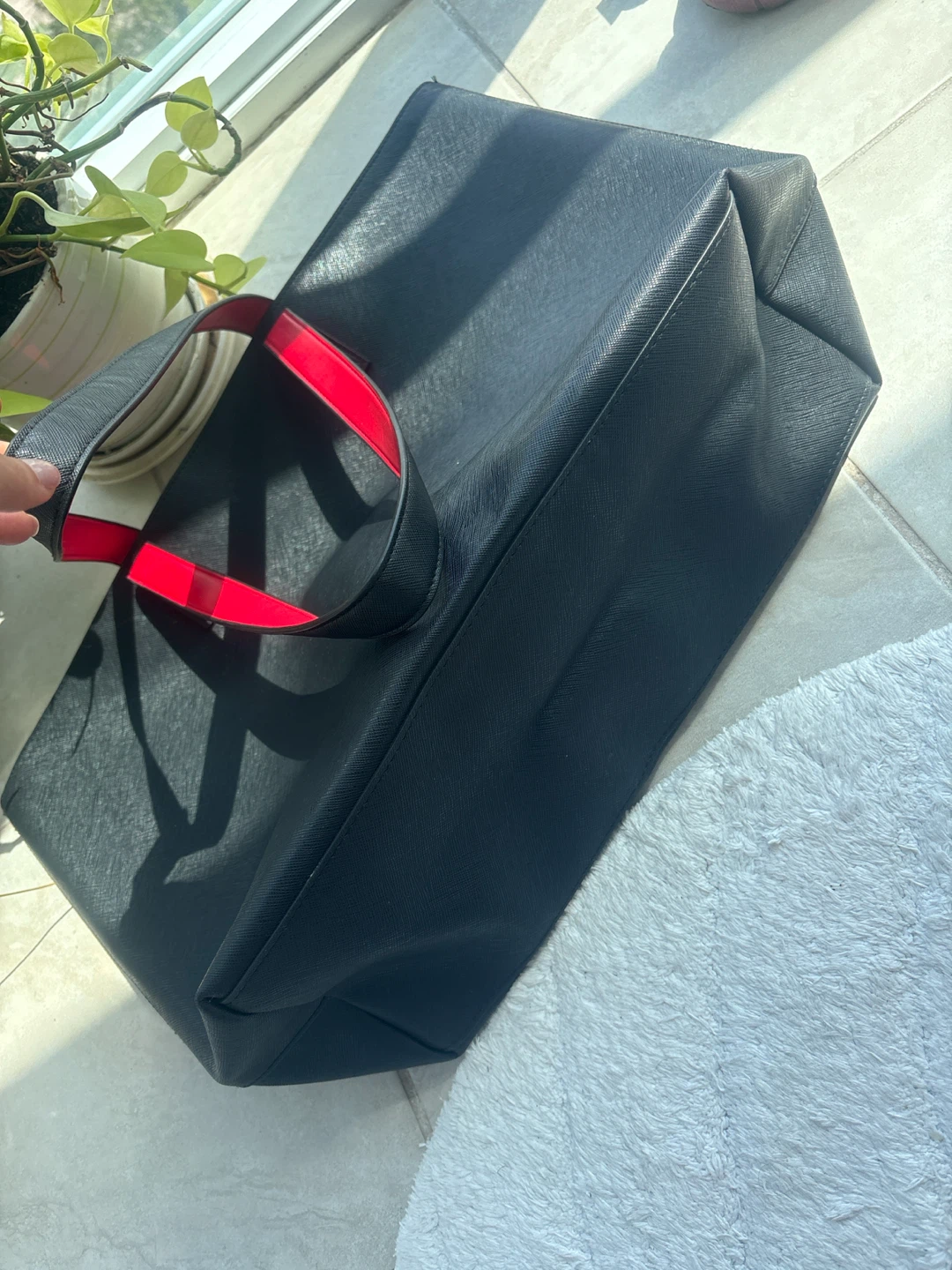 Shiseido Tote black and red Bag - photo 4