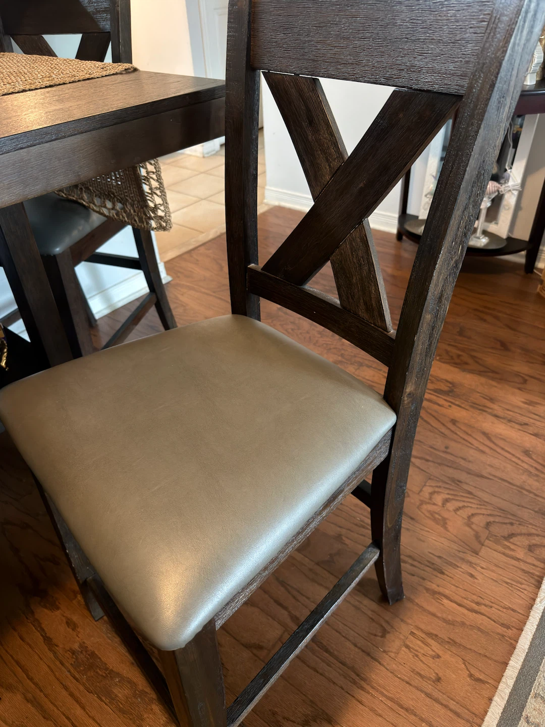 Wooden bar stool with grey seat - photo 4