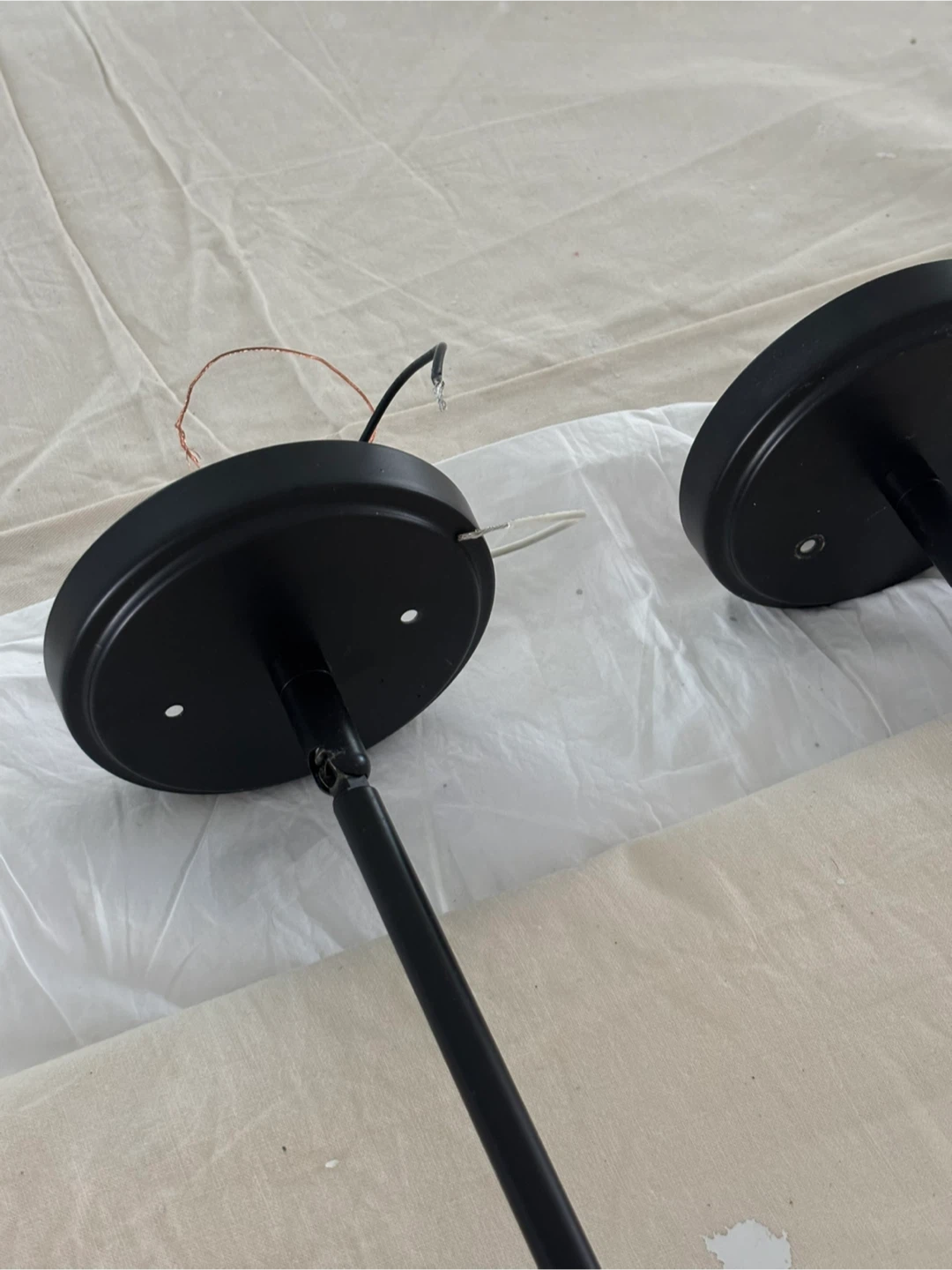Pair of Quoizel Sagamore Earth Black Mini Pendants - photo 4