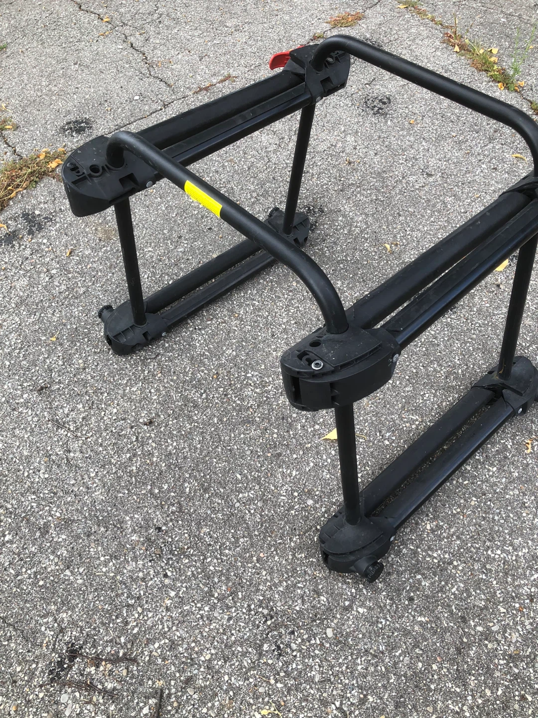 Thule Bike Rack - photo 3