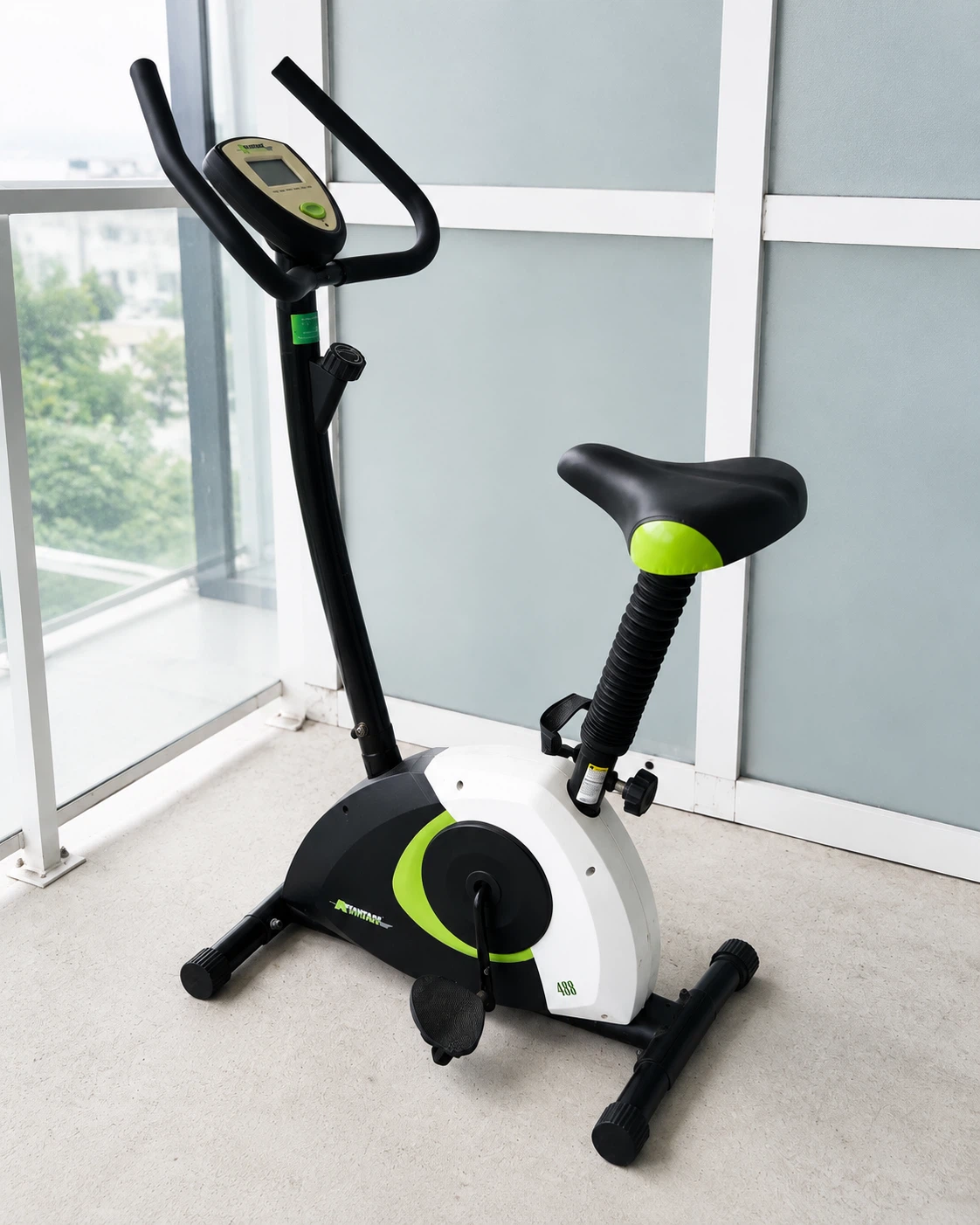 Indoor Exercise Bike – Excellent Condition