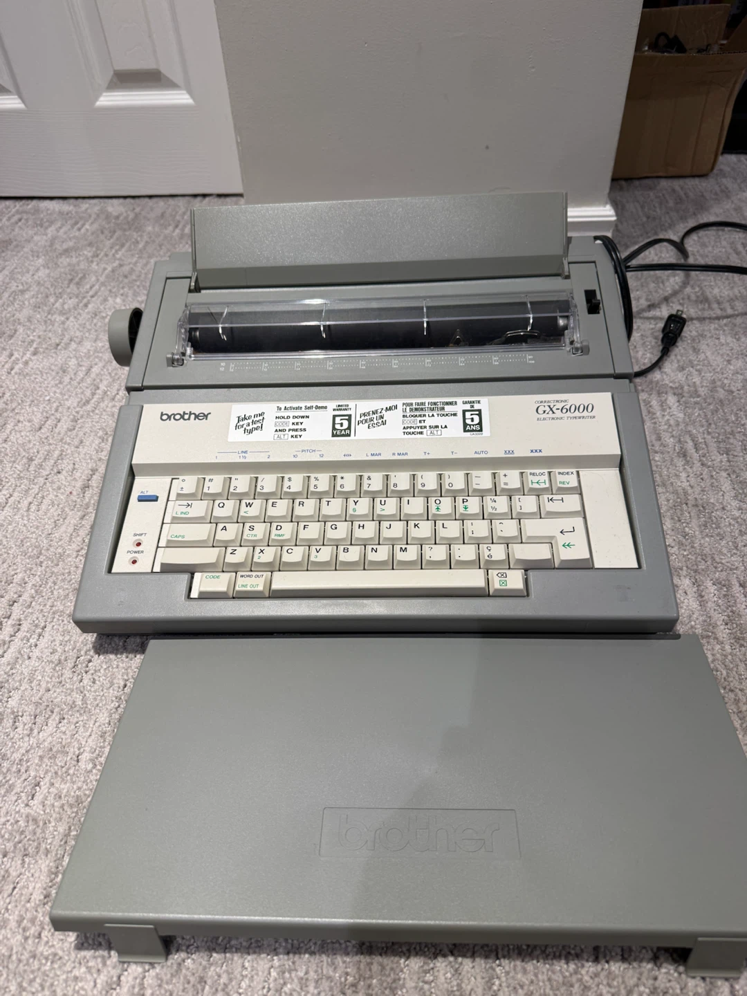 Brother Corrector GX-6000 Electronic Typewriter - photo 2