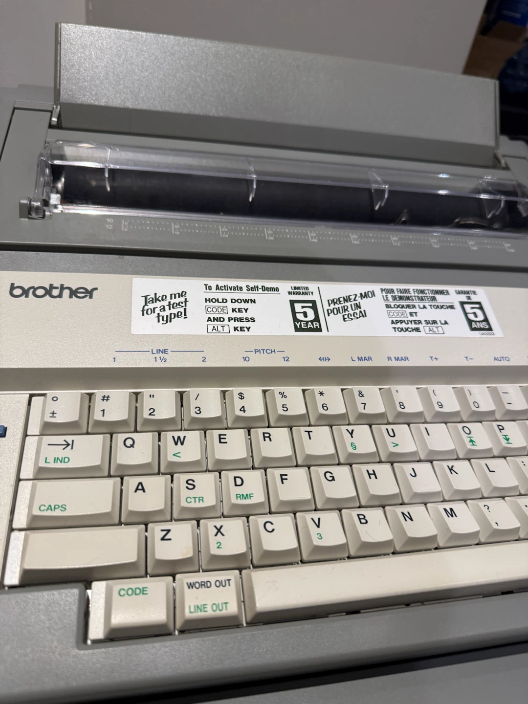 Brother Corrector GX-6000 Electronic Typewriter - photo 3