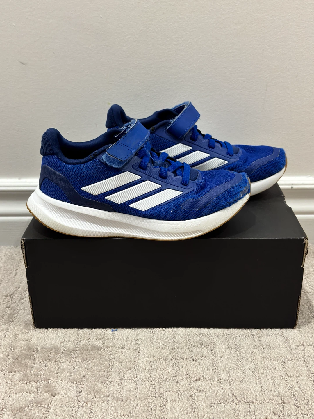 Adidas boys shoes runners size 2 - photo 4