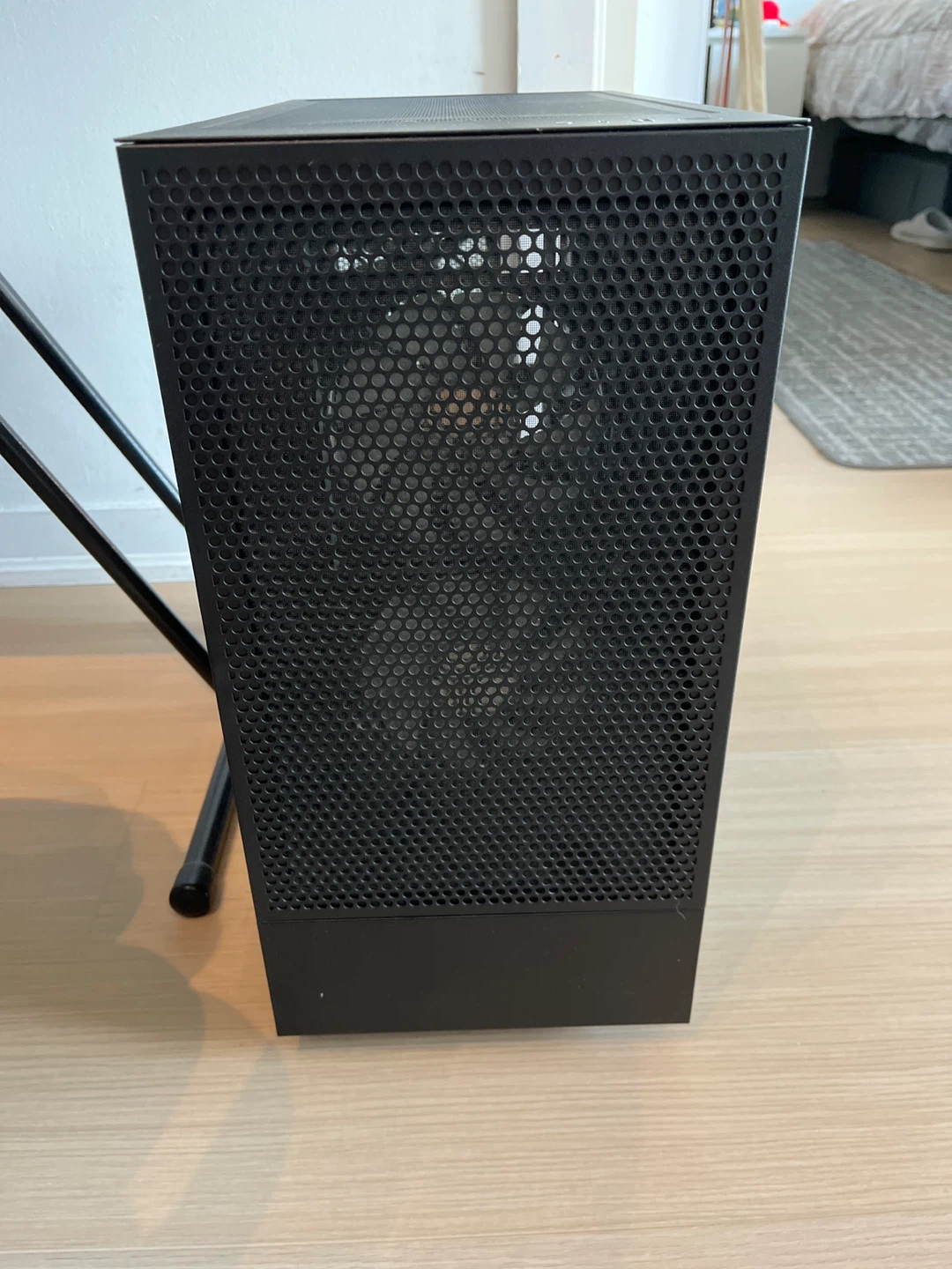 NZXT H7 Flow ATX Mid-Tower Computer Case - photo 2