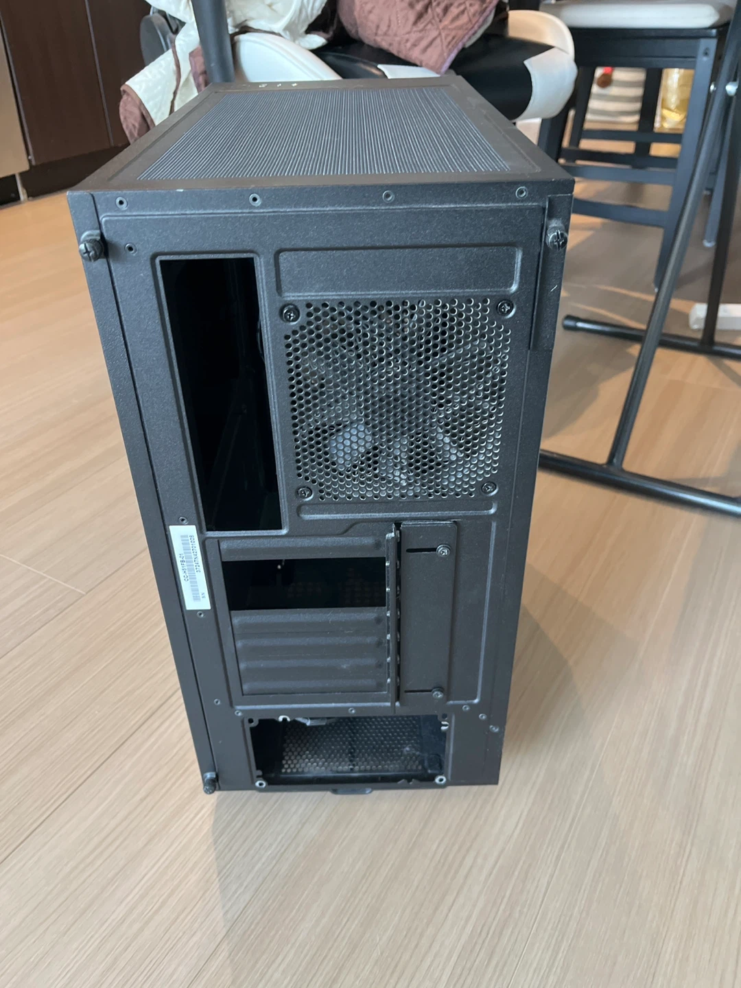 NZXT H7 Flow ATX Mid-Tower Computer Case - photo 4