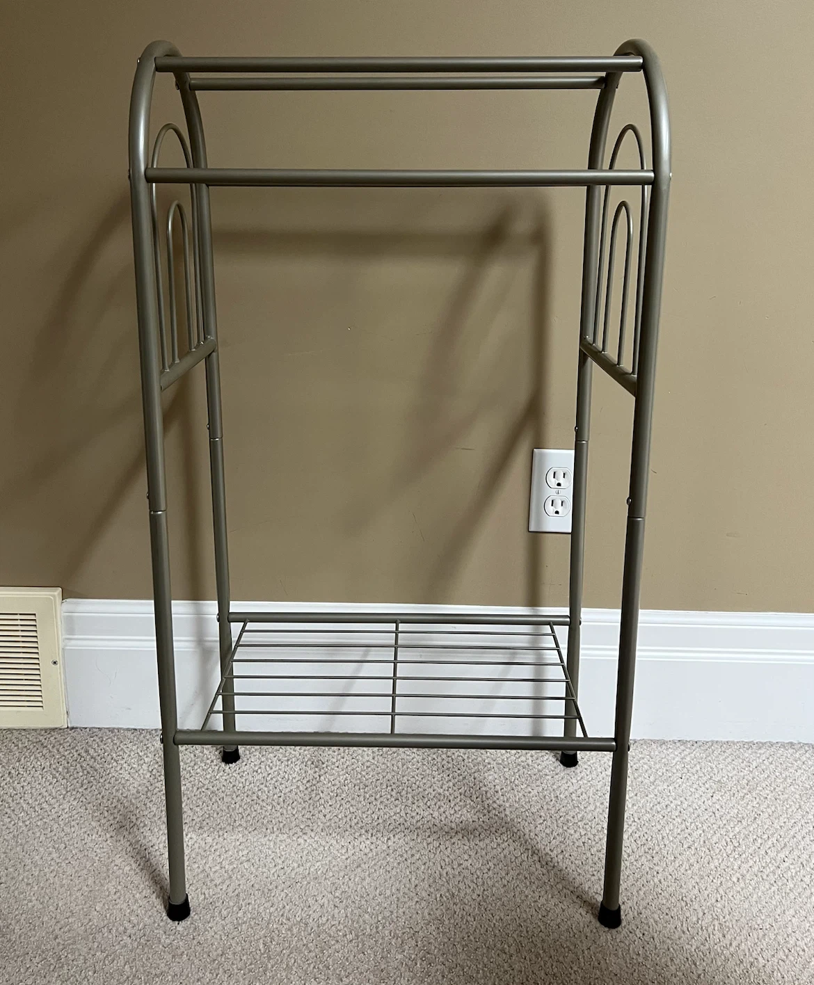 Freestanding Metal 3-Bar Towel Rack Stand